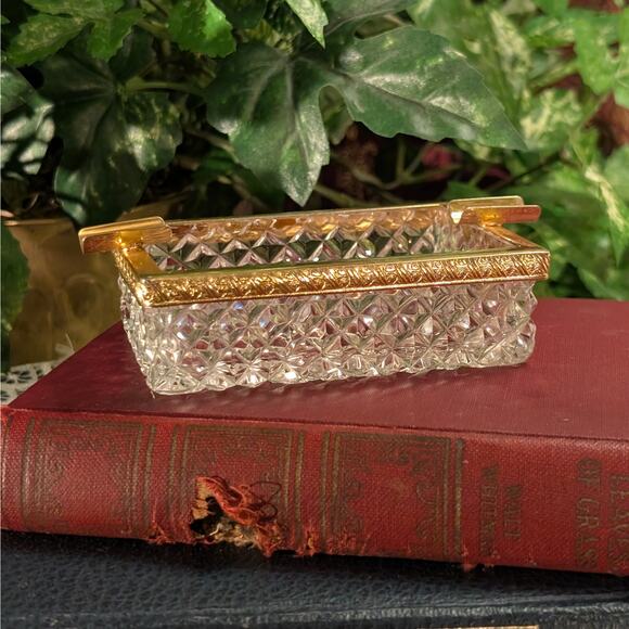 Vintage Hollywood Regency French Empire Diamond Cut Crystal Ashtray Trinket Dish - Picture 1 of 8